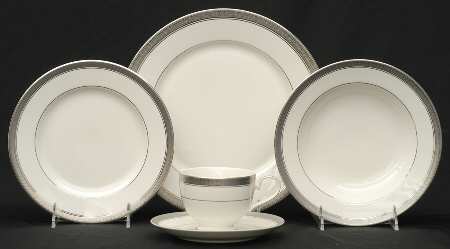 Palatial Platinum 5 Piece Place Setting