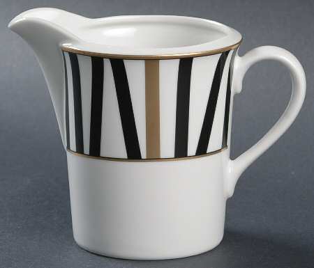 Varsity Black Creamer