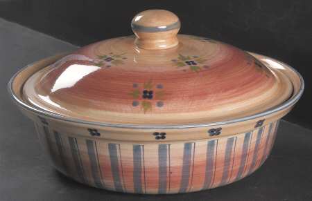 Granada Red 3 Quart Round Covered Casserole