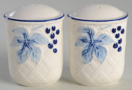 Berry Fling Salt & Pepper Set