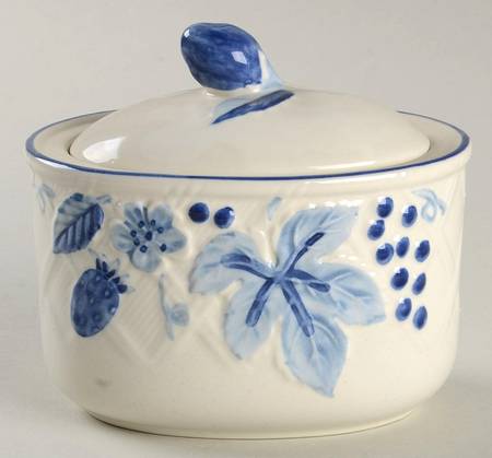 Berry Fling Sugar Bowl & Lid