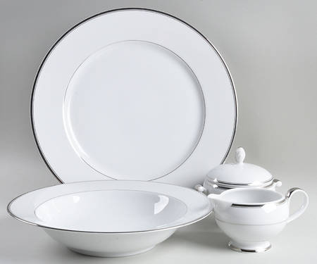 Classic Platinum 5 Piece Hostess Set