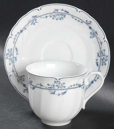 Victorian Vine Flat Cup & Saucer Set
