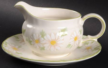 Garden Lyric Gravy Boat & Underplate