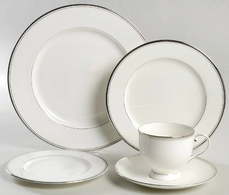 Gothic Platinum 5 Piece Place Setting