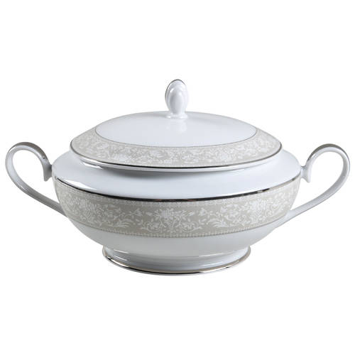 Bavarian Platinum 2 Qt Round Covered Casserole