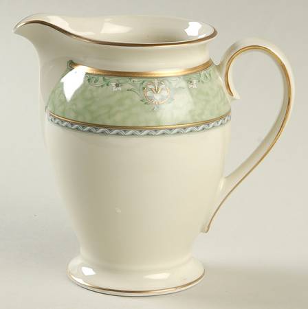 Emerald Park Creamer