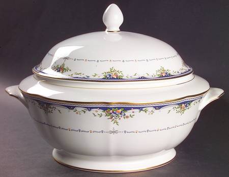 Montpellier Round Covered Vegetable