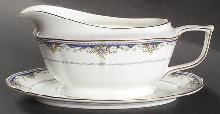 Montpellier Gravy Boat & Underplate