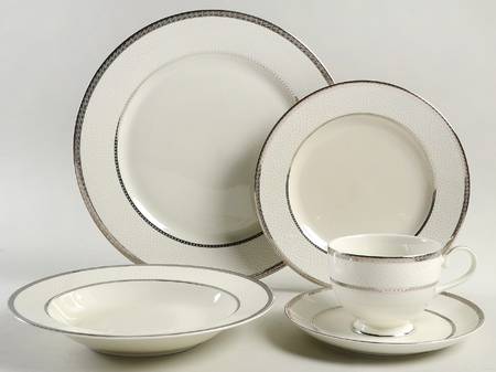 Imperial Flair Platinum 5 Piece Place Setting