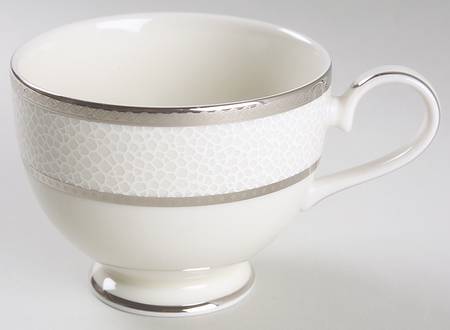 Imperial Flair Platinum Footed Cup