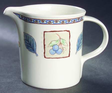 Garden Prose Creamer