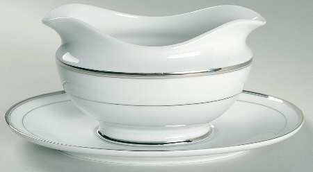 Plaza Platinum Gravy Boat & Underplate