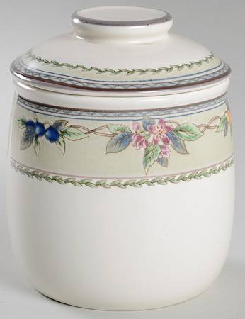 Country Harvest Large Canister & Lid with Seal Ring