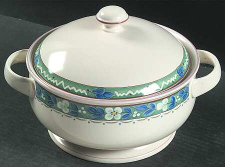 Blue Bell 2 Qt Round Covered Casserole