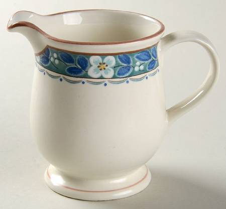 Blue Bell Creamer