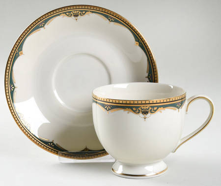 Gold Royale Footed Cup & Saucer Set