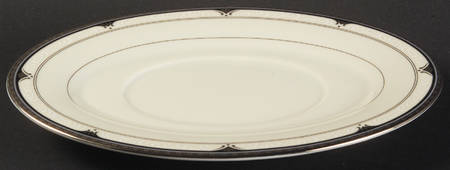Silver Shells Underplate for Gravy Boat