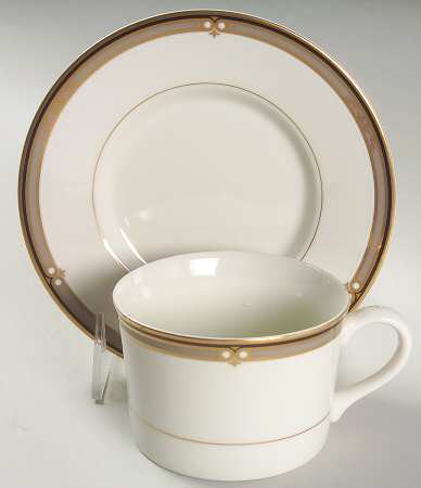 Ebony Circle Flat Cup & Saucer Set