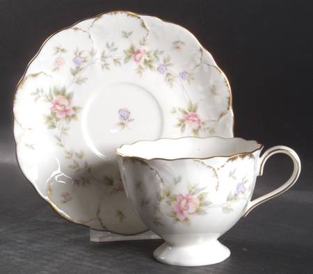 Endearment Footed Cup & Saucer Set