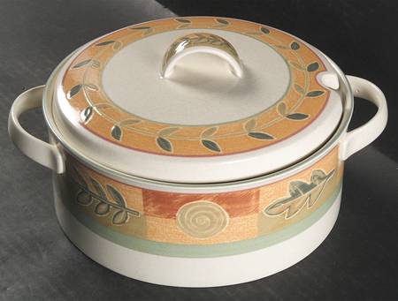 Highland Tureen &  Lid