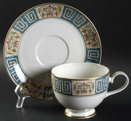 Windsor Crest Footed Cup & Saucer Set