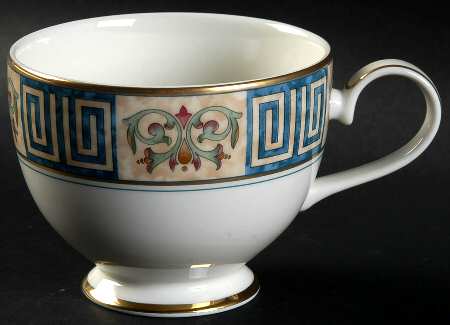 Windsor Crest Footed Cup