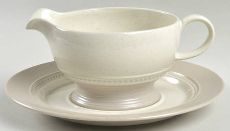 Pebble Beach Gravy Boat & Underplate