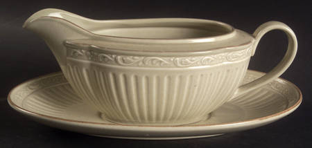 Mystic Green Gravy Boat & Underplate
