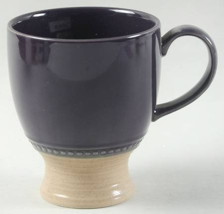 Pinot Noir Footed Mug