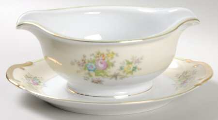 MEI521 Gravy Boat with Attached Underplate