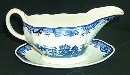 Willow Blue (Design Off Edge) Gravy Boat & Underplate