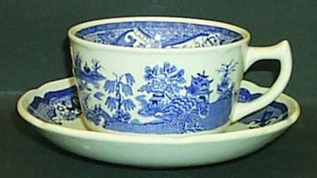 Willow Blue (Design Off Edge) Flat Cup & Saucer Set