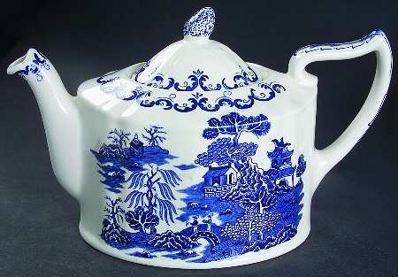 Willow Blue (Design Off Edge) Teapot & Lid