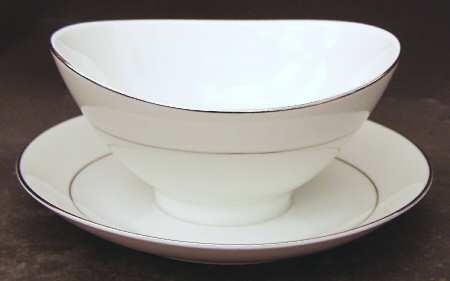 Celebrity Gravy Boat with Attached Underplate