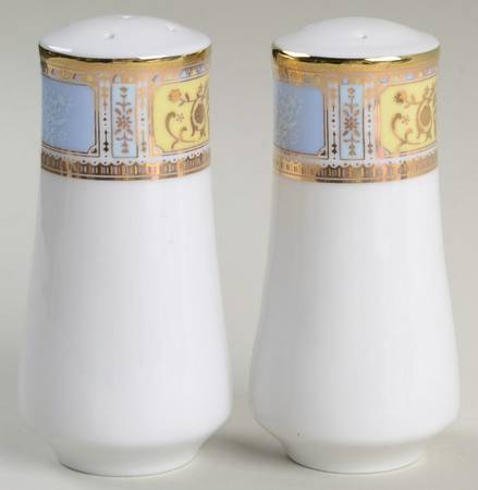 Bridal Bouquet Salt & Pepper Set