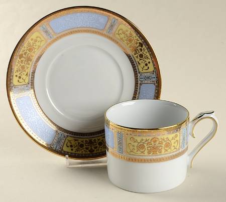Bridal Bouquet Flat Cup & Saucer Set