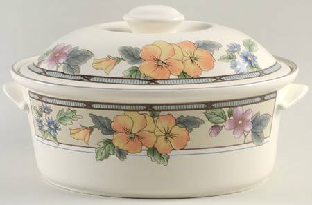 Summer Harvest 1.5 Quart Oval Covered Casserole