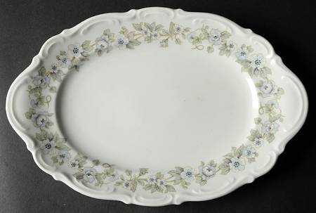 Bridal Veil 12" Oval Serving Platter