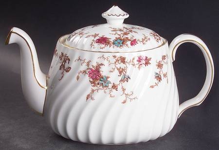 Ancestral (Wreath Backstamp) Teapot & Lid