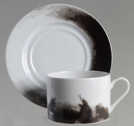 Shadow Flat Cup & Saucer Set