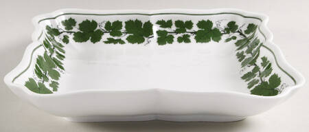Full Green Vine (Scalloped, No Trim) 9" Square Vegetable Bowl