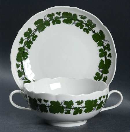 Full Green Vine (Scalloped, No Trim) Footed Cream Soup Bowl & Saucer Set
