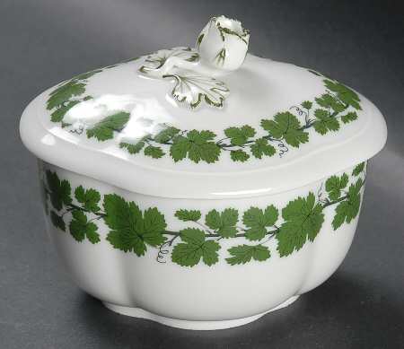 Full Green Vine (Scalloped, No Trim) Sugar Box & Lid