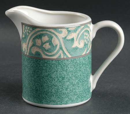 Pavillion Creamer by Misono
