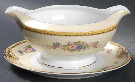 Uxbridge Gravy Boat with Attached Underplate