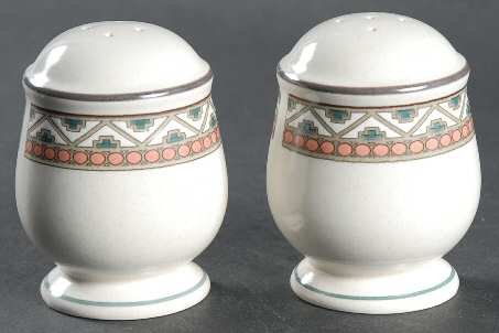 Belize Salt & Pepper Set