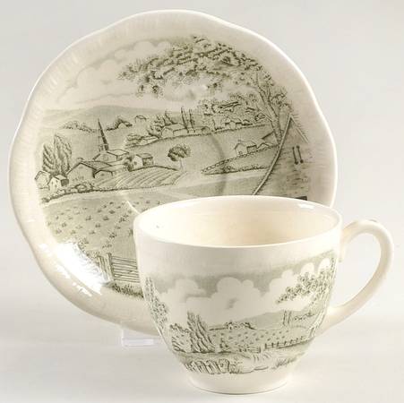 Home Pastures Green Flat Cup & Saucer Set