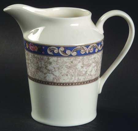 Mirabella Creamer