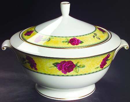 Rose Moire Round Covered Vegetable